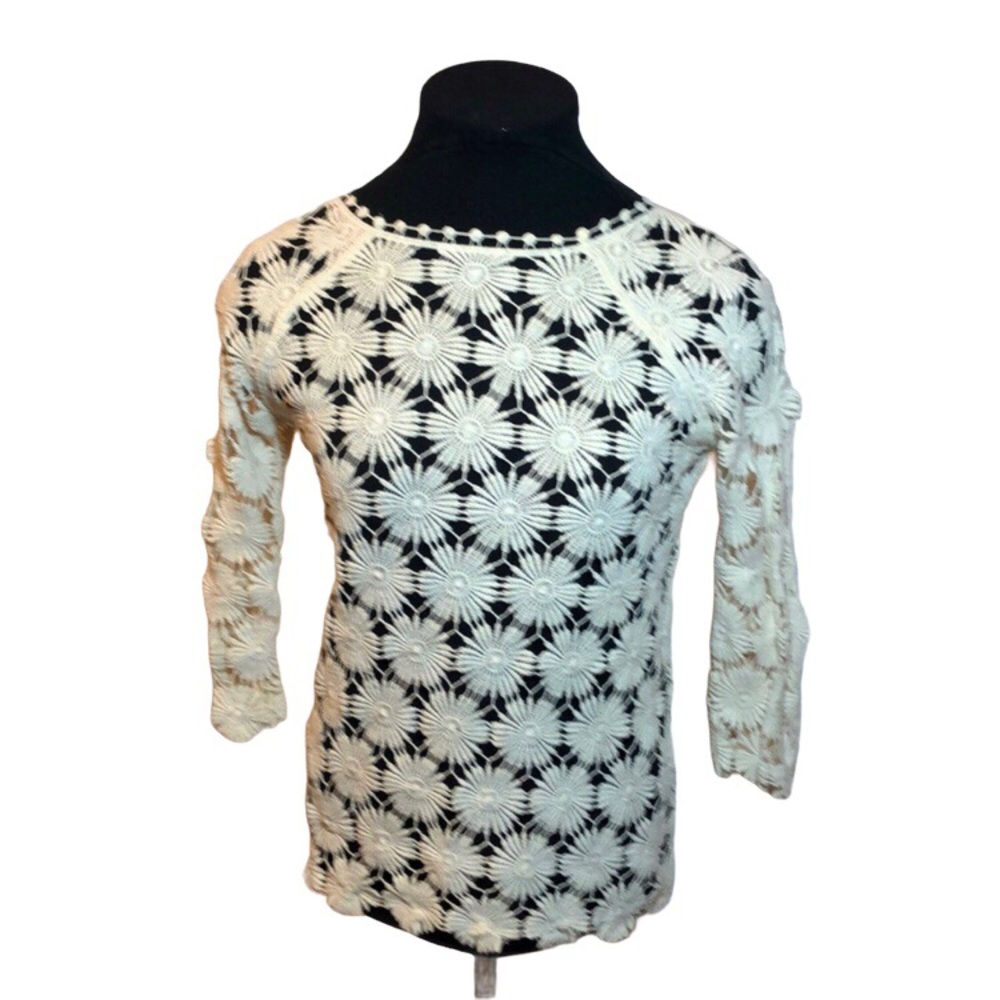 Cotton crocheted long sleeve sweater size XS